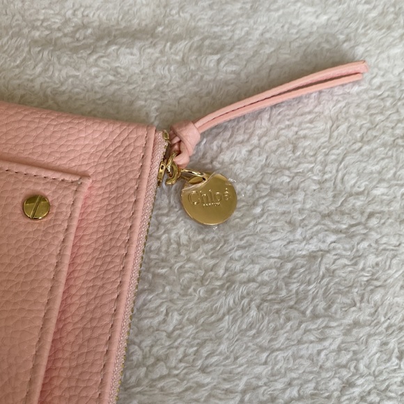 Chloe Parfum Make Up Bag - Picture 4 of 7